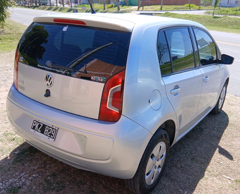 Volkswagen Up! 1.0 2015