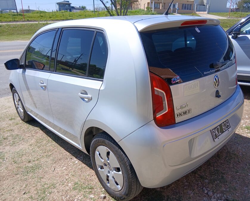 Volkswagen Up! 1.0 2015