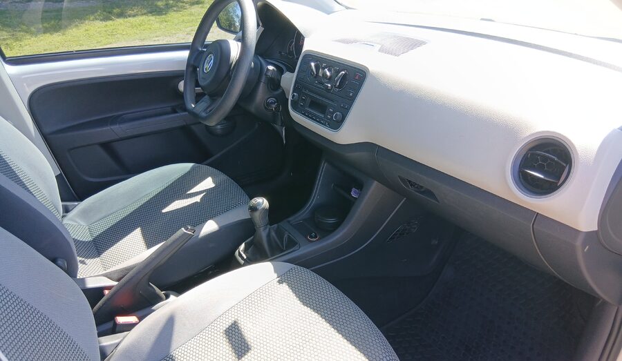Volkswagen Up! 1.0 2015