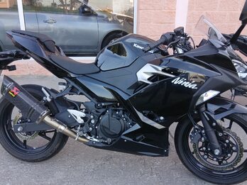 Ninja 400 2022 con 1.080Km!!