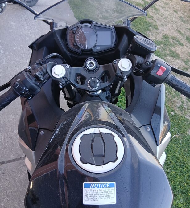 Ninja 400 2022 con 1.080Km!!