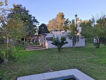 Casa Quinta en Venta| 20x 40|Mucho verde y tranquilidad
