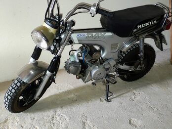 Moto Mondial DAX