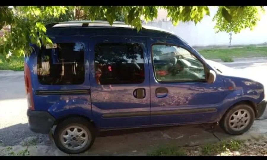 RENAULT KANGOO 1.9 DIESEL PARA REPUESTOS/REPARAR
