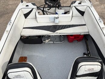 Vendo Lancha Larsen Mystic 460