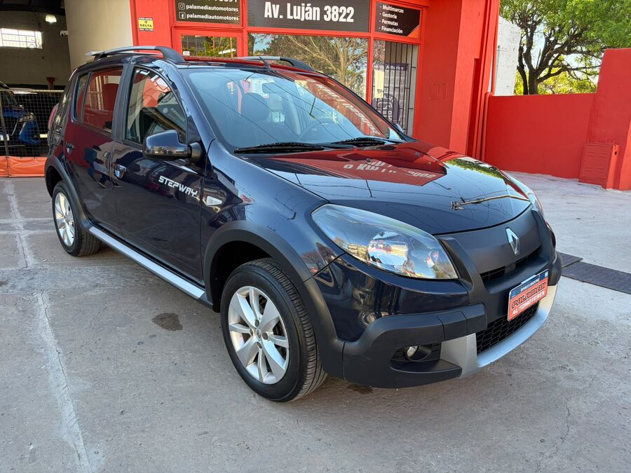 Sandero Stepway 1,6 Privilege NAV - 2014