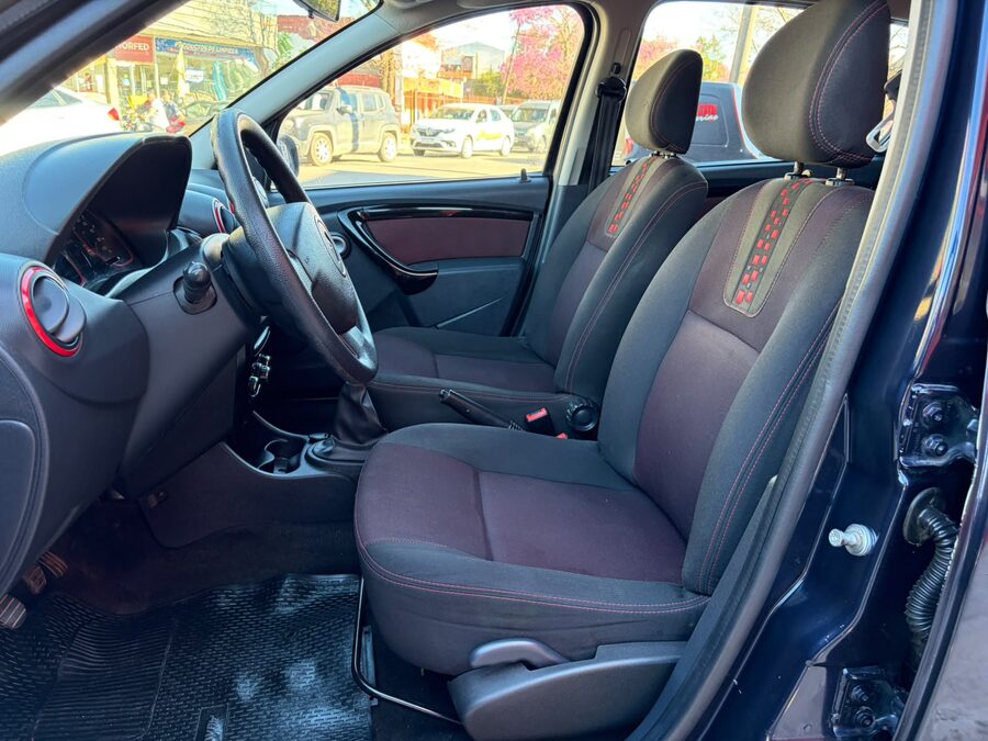 Sandero Stepway 1,6 Privilege NAV - 2014