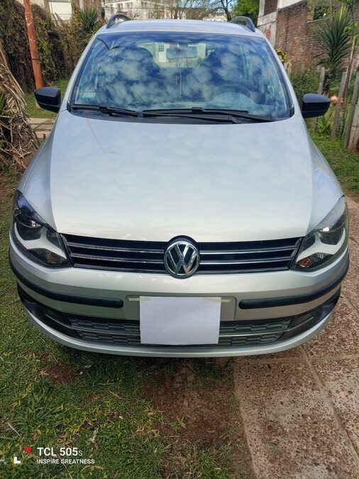 Particular vende Volkswagen Suran 1.6