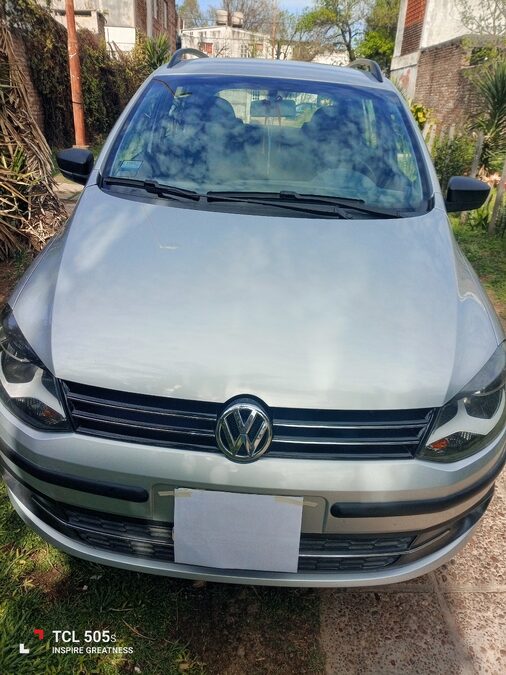Particular vende Volkswagen Suran 1.6