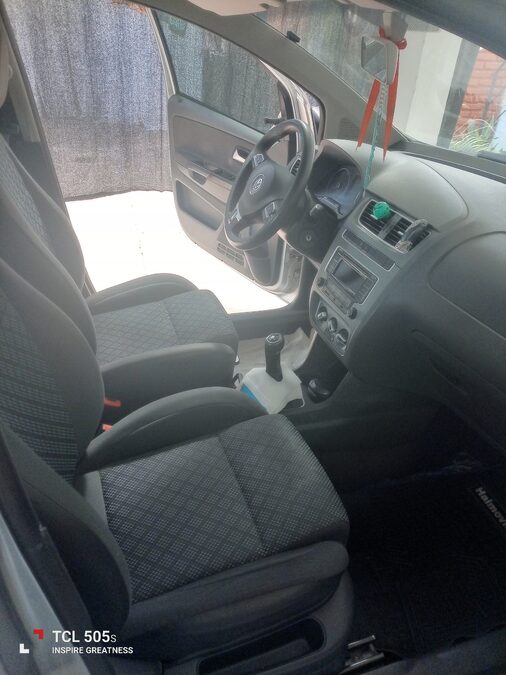 Particular vende Volkswagen Suran 1.6