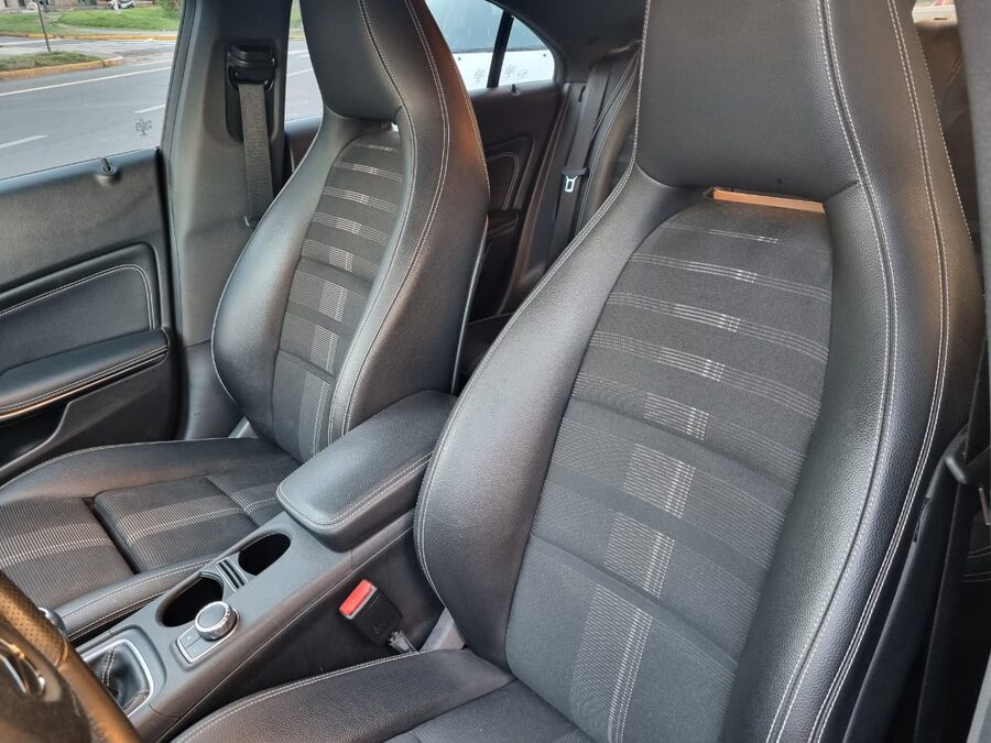 Único Mercedes Benz CLA 200 Urban Km 43.000 / 2017