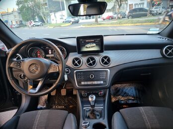 Único Mercedes Benz CLA 200 Urban Km 43.000 / 2017
