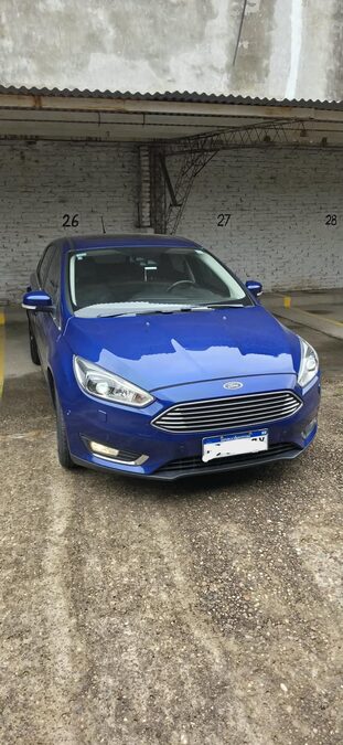 Ford Focus Titanium Hatchback 2018 MT