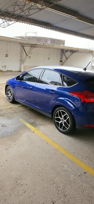 Ford Focus Titanium Hatchback 2018 MT