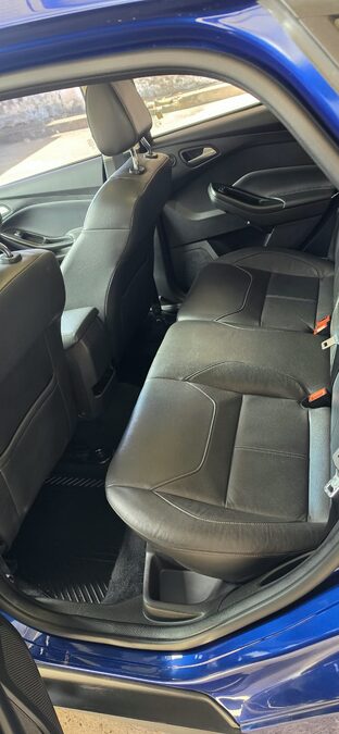Ford Focus Titanium Hatchback 2018 MT