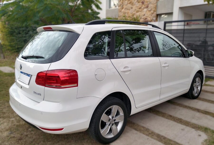 VOLKSWAGEN SURAN 1.6 TRENDLINE L/15 MANUAL - AÑO 2.016