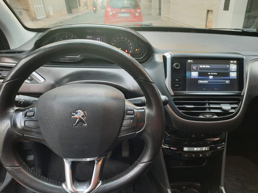 Peugeot 2008 impecable