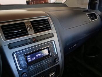 Vendo auto Suran 2016 único dueño