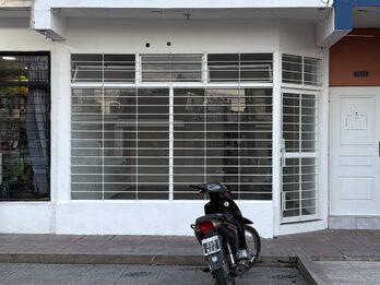 Alquilo local comercial