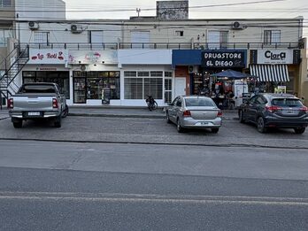 Alquilo local comercial