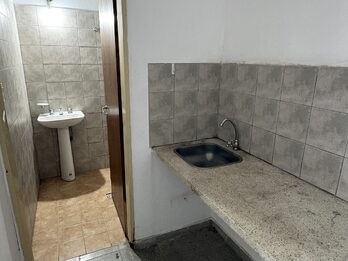 Alquilo local comercial
