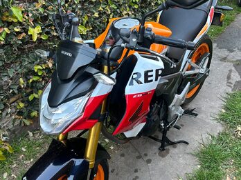 Honda CB 190 Repsol