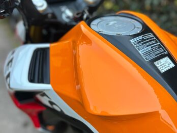 Honda CB 190 Repsol