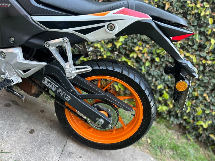 Honda CB 190 Repsol