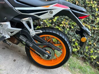 Honda CB 190 Repsol