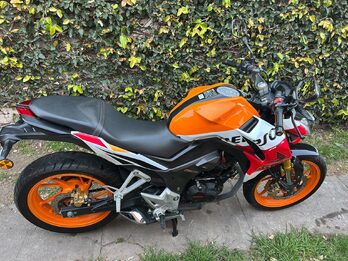 Honda CB 190 Repsol