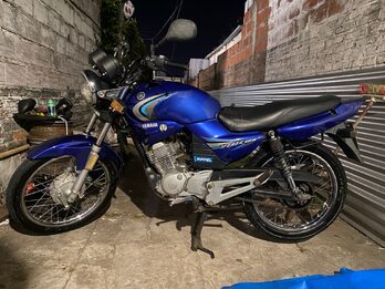 YAMAHA YBR 125