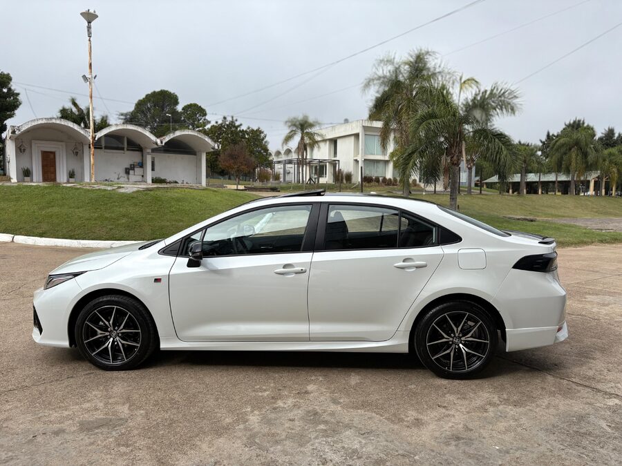 TOYOTA COROLLA 2.0 GR-SPORT CVT ¡¡0KM!! Recibo vehículos - Entrega inmediata