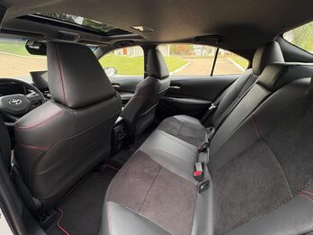 TOYOTA COROLLA 2.0 GR-SPORT CVT ¡¡0KM!! Recibo vehículos - Entrega inmediata
