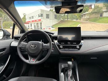TOYOTA COROLLA 2.0 GR-SPORT CVT ¡¡0KM!! Recibo vehículos - Entrega inmediata