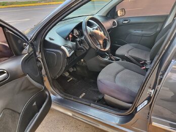 Peugeot 207 Compact 1.4 XS 5p