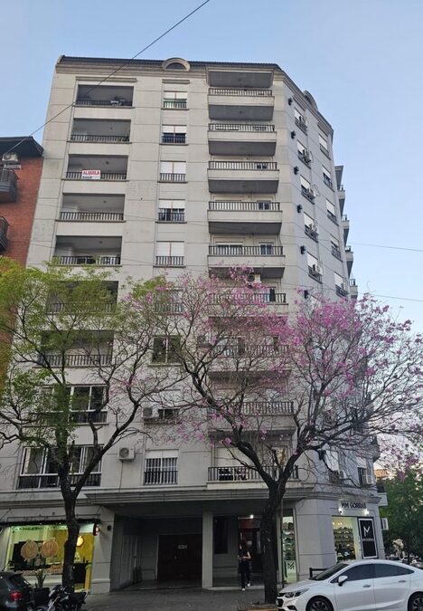 Departamento con vista al río zona centro