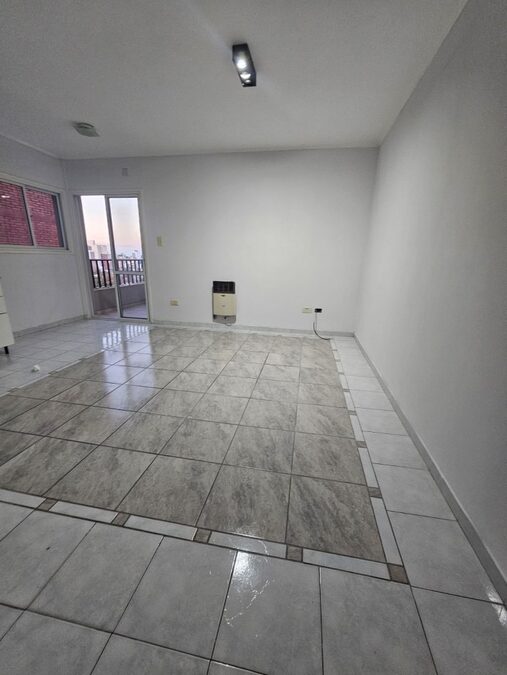 Departamento con vista al río zona centro