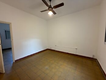 EN VENTA HERMOSA CASA - EXCELENTE ZONA - APTA CREDITO HIPOTECARIO