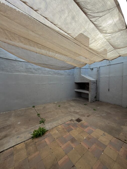 EN VENTA HERMOSA CASA - EXCELENTE ZONA - APTA CREDITO HIPOTECARIO