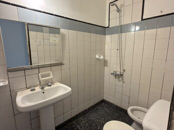 EN VENTA HERMOSA CASA - EXCELENTE ZONA - APTA CREDITO HIPOTECARIO