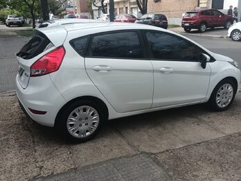 FORD FIESTA KINETIC 2015