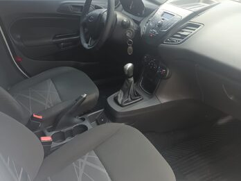 FORD FIESTA KINETIC 2015