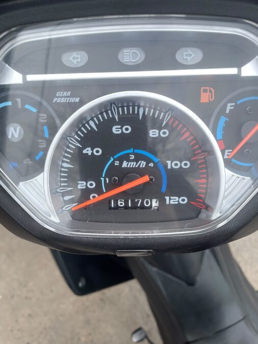 Honda Wave 110cc 2022 16.000km. Vendo o permuto mayor-menor