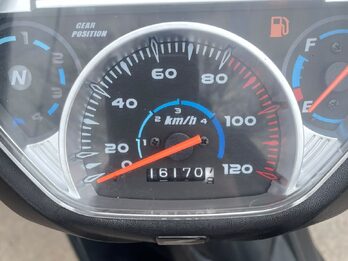 Honda Wave 110cc 2022 16.000km. Vendo o permuto mayor-menor