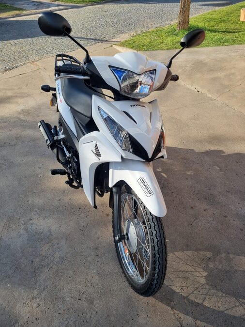 Honda Wave 110cc 2026 144km. Vendo o permuto mayor-menor