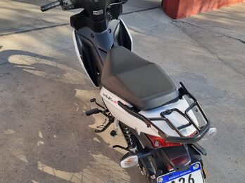 Honda Wave 110cc 2026 144km. Vendo o permuto mayor-menor
