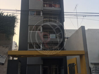 ¡ALQUILER MONOAMBIENTE IMPERDIBLE EN PLENO CENTRO!