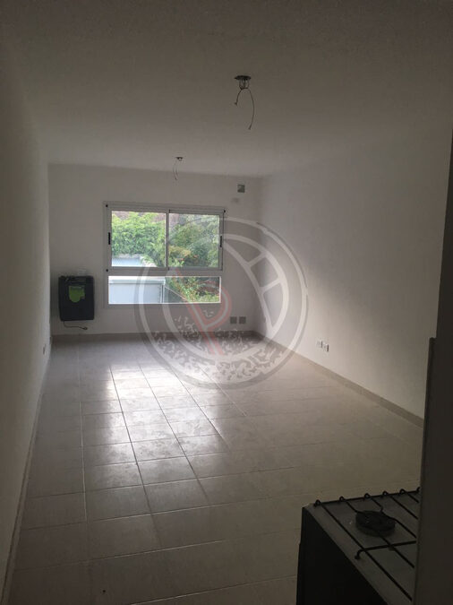 ¡ALQUILER MONOAMBIENTE IMPERDIBLE EN PLENO CENTRO!