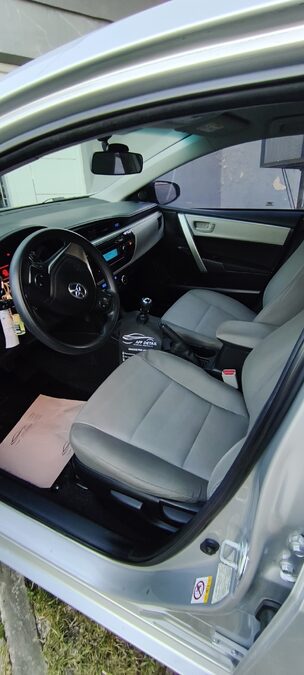 Corolla XEI