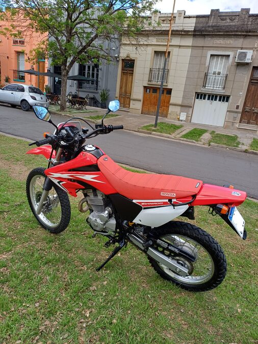 Honda Tornado 250